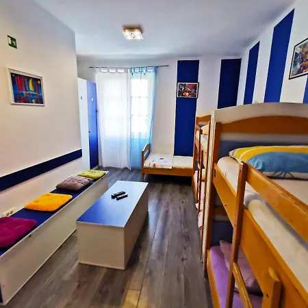 Croblue Hostel *