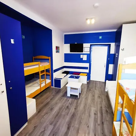 CroBlue Hostel