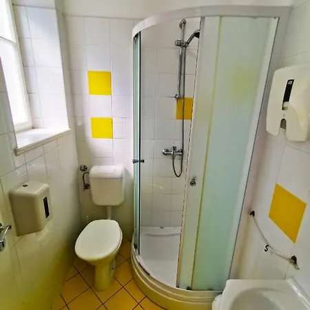 Croblue Hostel * سبليت